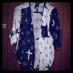 Fun and flirt button less blouse